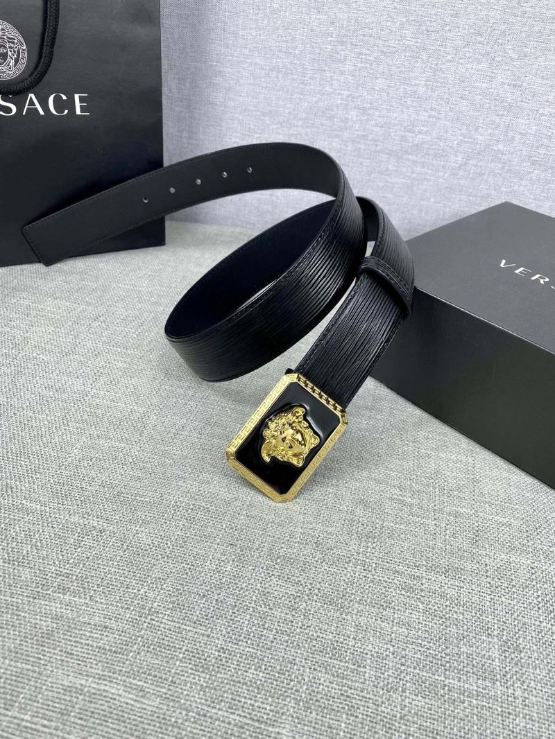 VERSACE